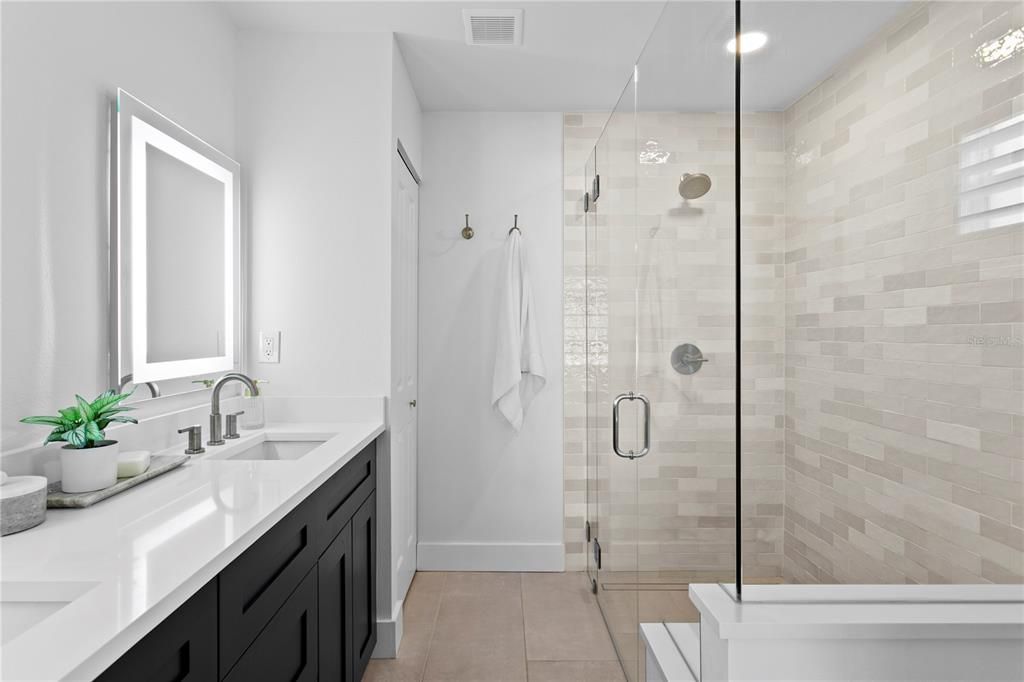 For Sale: $1,180,000 (3 beds, 2 baths, 1773 Square Feet)