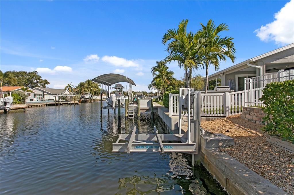 For Sale: $1,180,000 (3 beds, 2 baths, 1773 Square Feet)