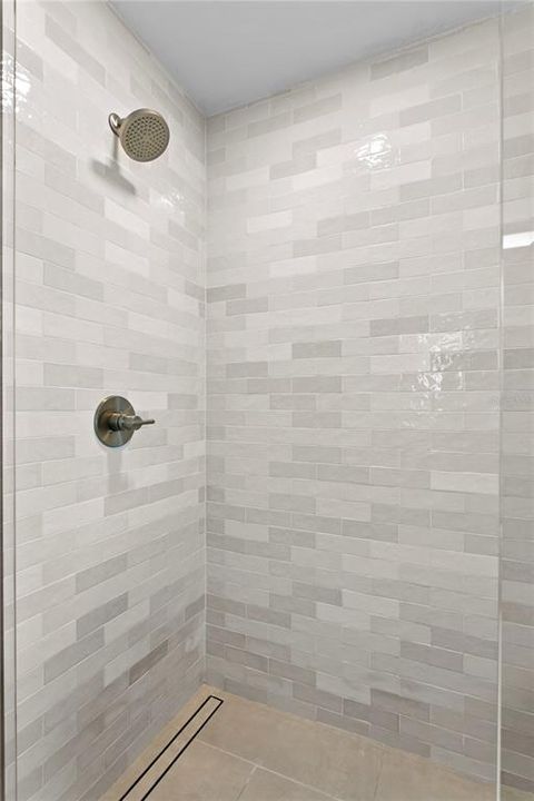 For Sale: $1,180,000 (3 beds, 2 baths, 1773 Square Feet)