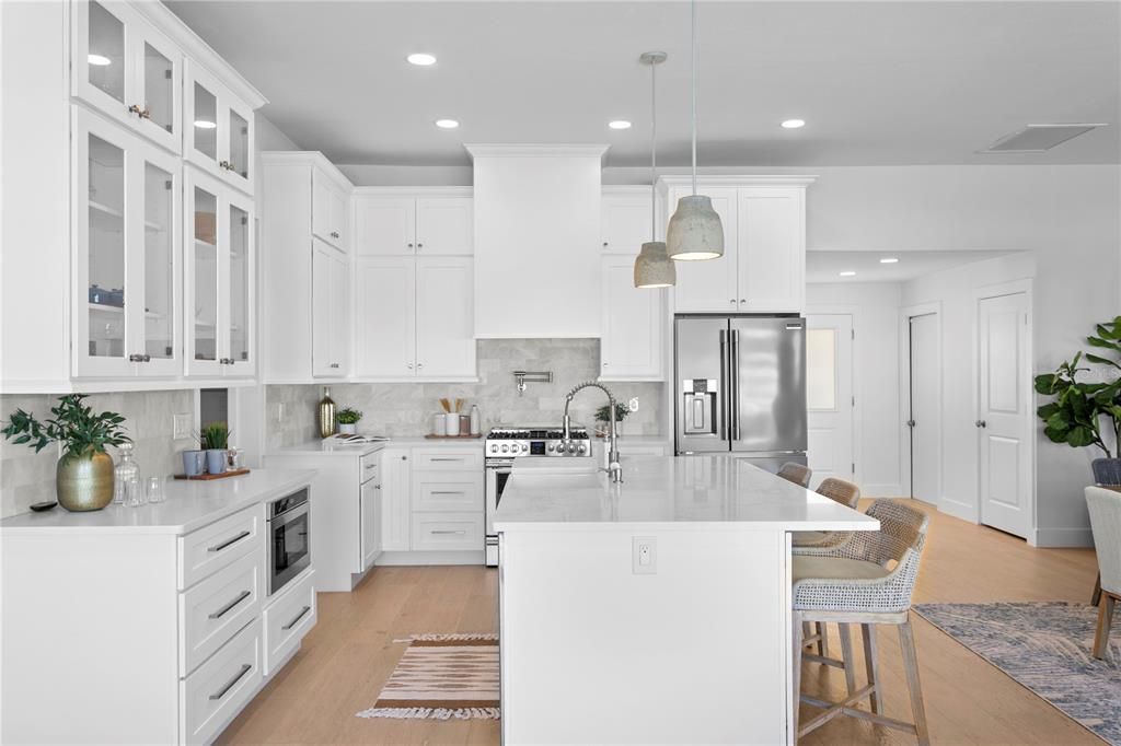 For Sale: $1,180,000 (3 beds, 2 baths, 1773 Square Feet)