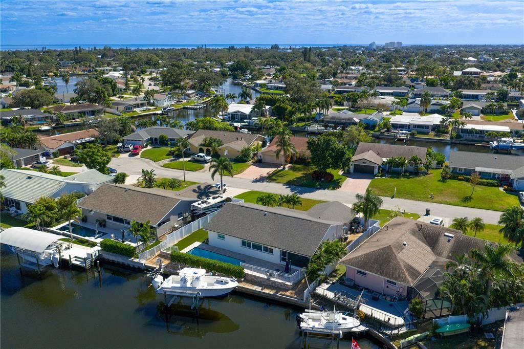 For Sale: $1,180,000 (3 beds, 2 baths, 1773 Square Feet)