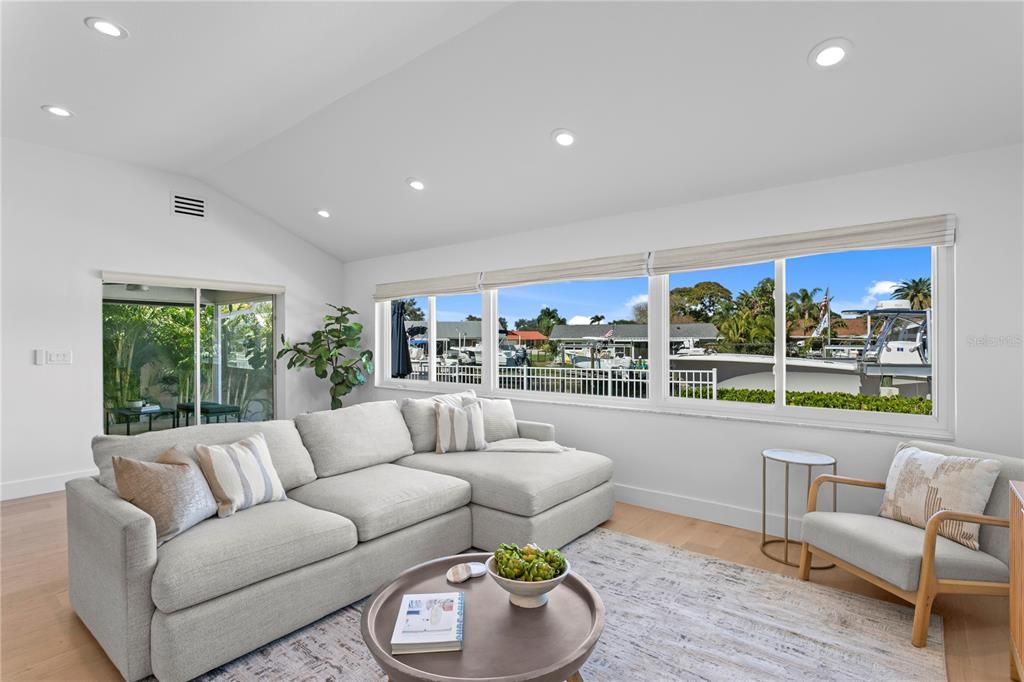 For Sale: $1,180,000 (3 beds, 2 baths, 1773 Square Feet)