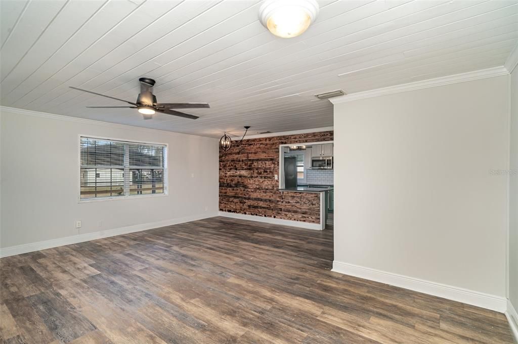 En Venta: $450,000 (3 camas, 2 baños, 1491 Pies cuadrados)