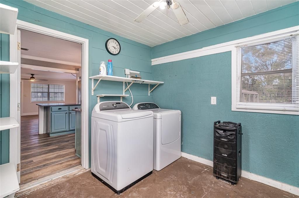 En Venta: $450,000 (3 camas, 2 baños, 1491 Pies cuadrados)