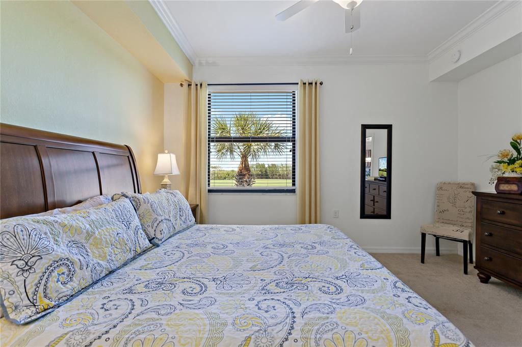 出租: $4,300 (2 贝兹, 2 浴室, 1297 平方英尺)