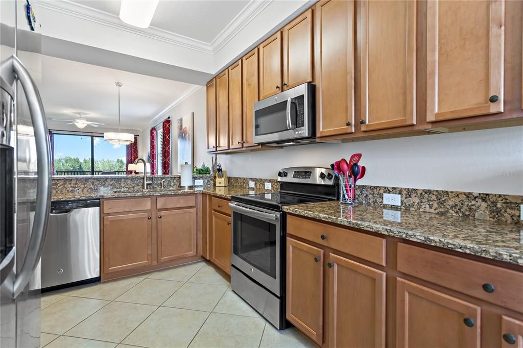 出租: $4,300 (2 贝兹, 2 浴室, 1297 平方英尺)