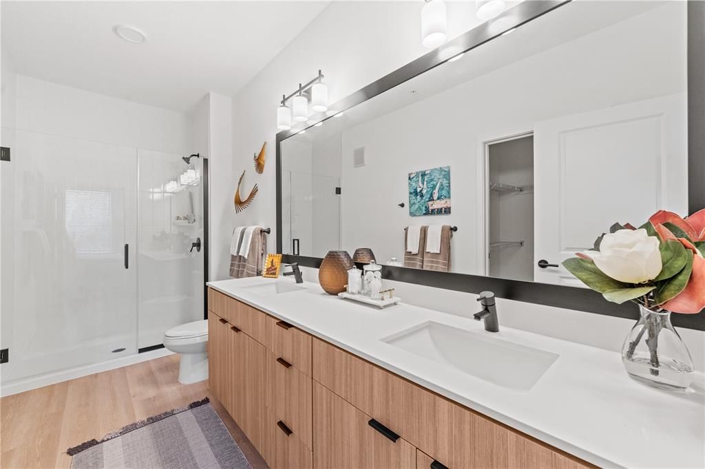 For Rent: $2,306 (2 beds, 2 baths, 1118 Square Feet)
