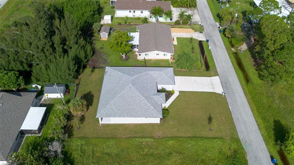 Active With Contract: $2,200 (3 beds, 2 baths, 2021 Square Feet)