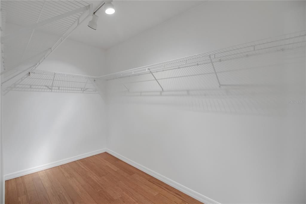 En Venta: $297,500 (3 camas, 2 baños, 1437 Pies cuadrados)