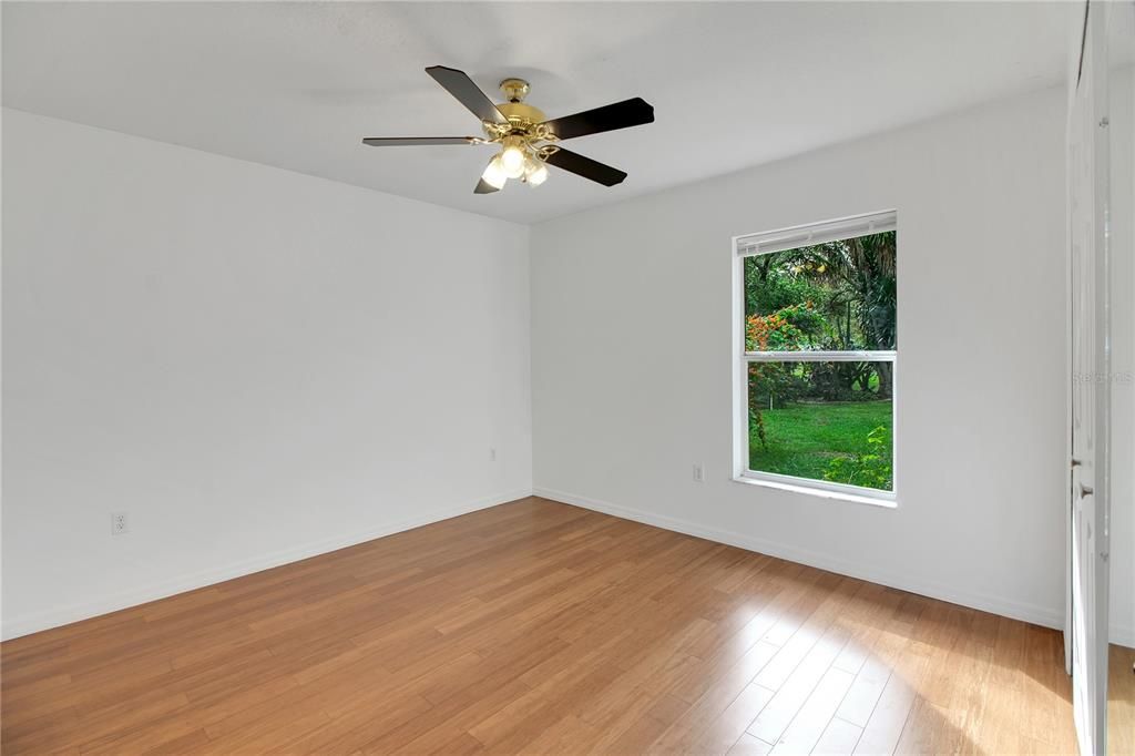 En Venta: $297,500 (3 camas, 2 baños, 1437 Pies cuadrados)