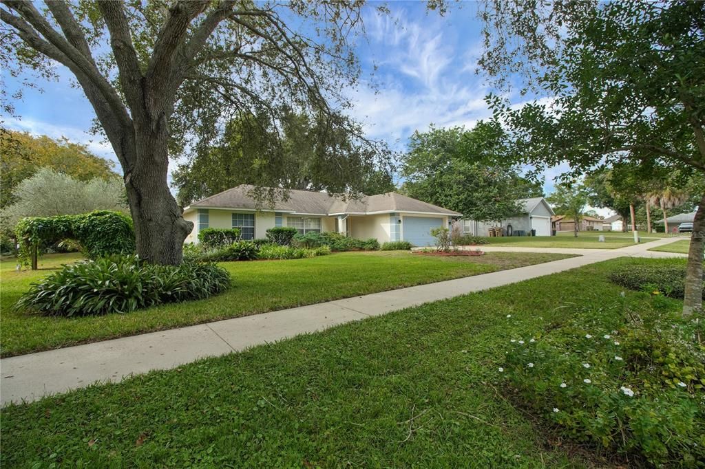 En Venta: $297,500 (3 camas, 2 baños, 1437 Pies cuadrados)