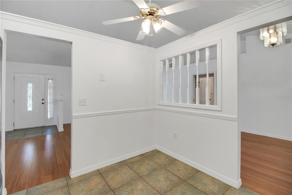 En Venta: $297,500 (3 camas, 2 baños, 1437 Pies cuadrados)