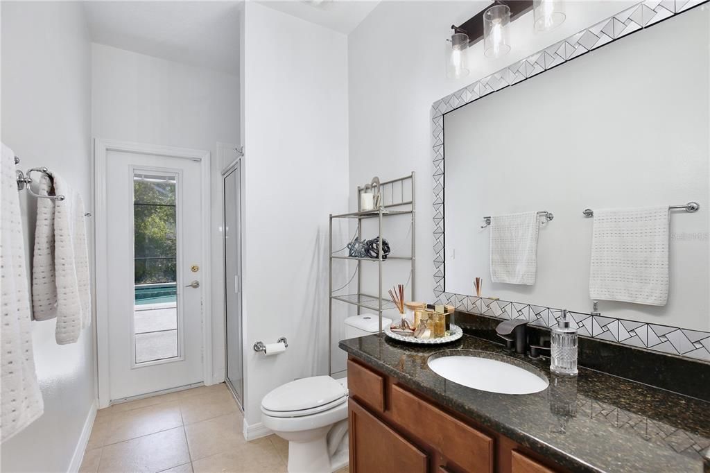 En Venta: $969,000 (6 camas, 4 baños, 4214 Pies cuadrados)