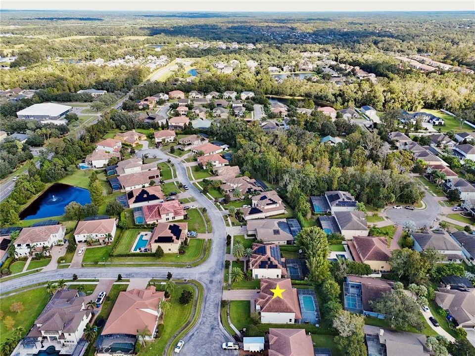 En Venta: $969,000 (6 camas, 4 baños, 4214 Pies cuadrados)