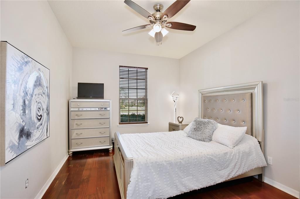 En Venta: $969,000 (6 camas, 4 baños, 4214 Pies cuadrados)