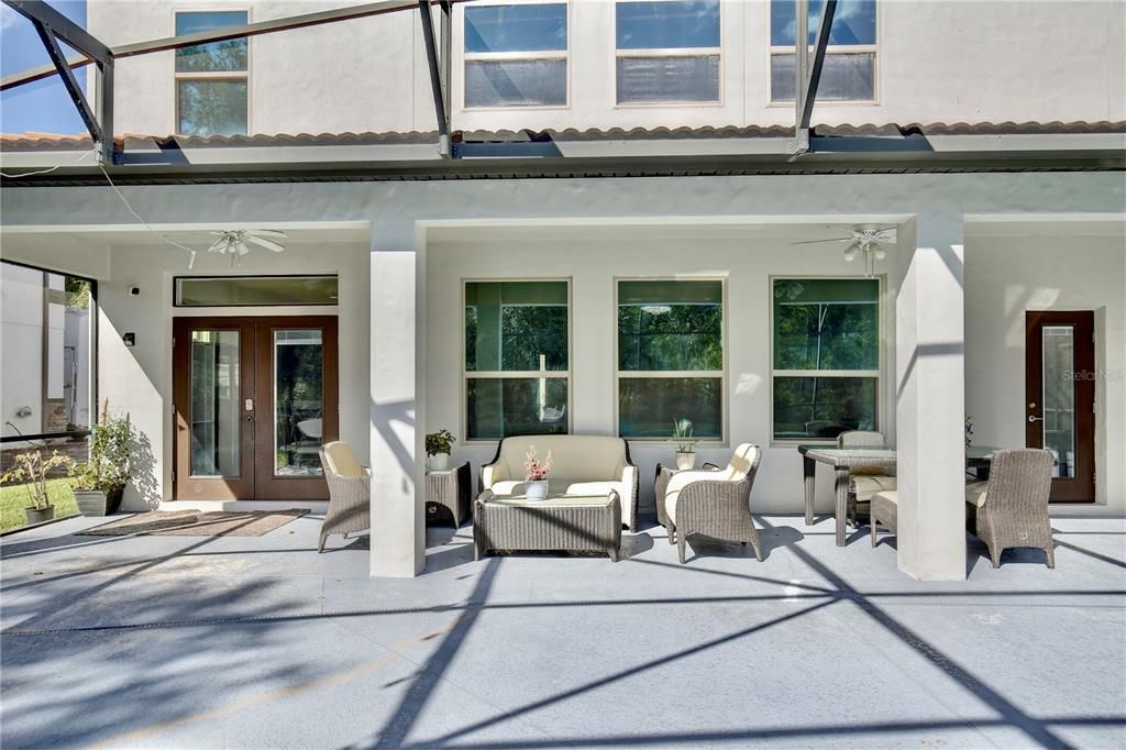 En Venta: $969,000 (6 camas, 4 baños, 4214 Pies cuadrados)