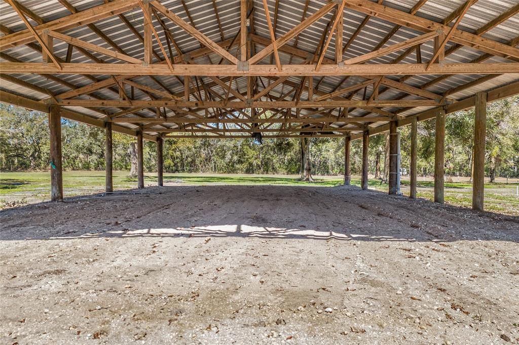 На продажу: $325,000 (9.48 acres)