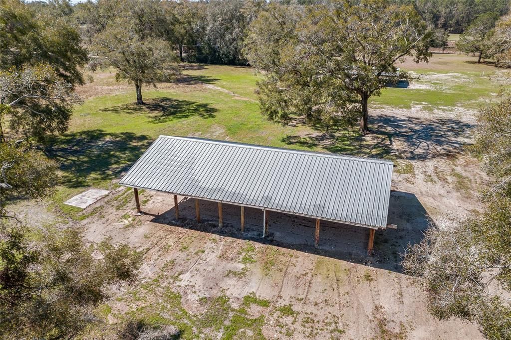 На продажу: $325,000 (9.48 acres)