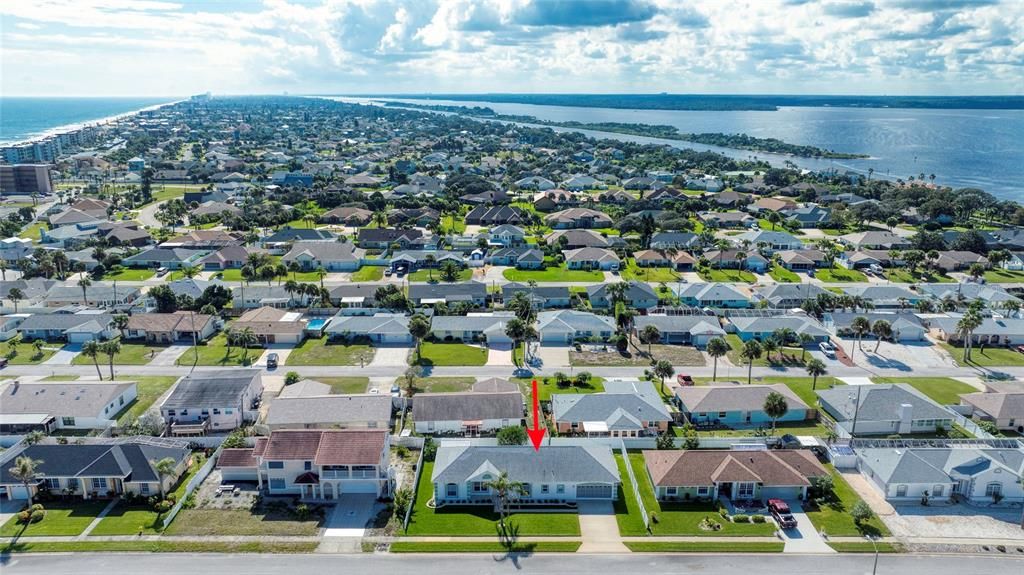 Active With Contract: $449,000 (3 beds, 2 baths, 1716 Square Feet)