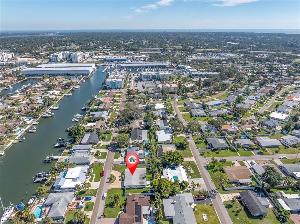 For Rent: $3,800 (4 beds, 2 baths, 2263 Square Feet)