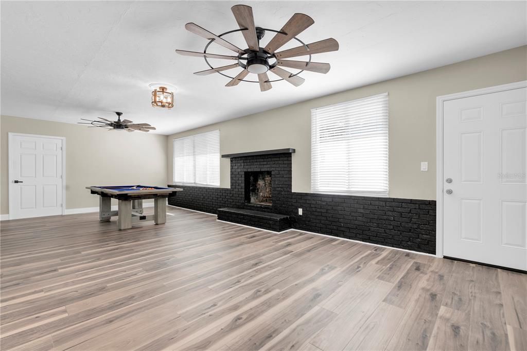 For Rent: $3,800 (4 beds, 2 baths, 2263 Square Feet)