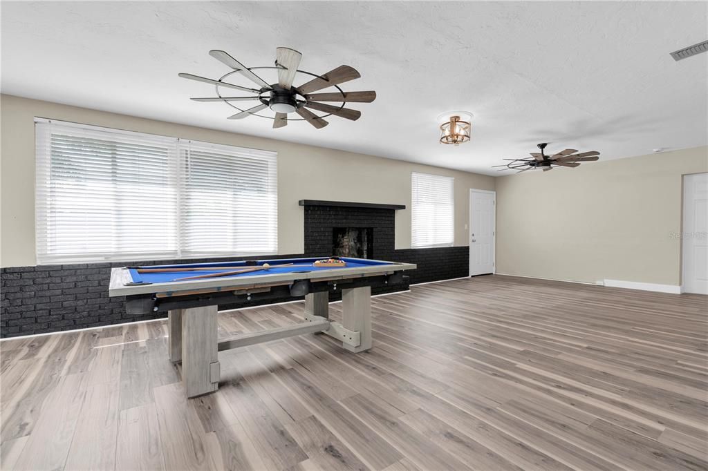 For Rent: $3,800 (4 beds, 2 baths, 2263 Square Feet)