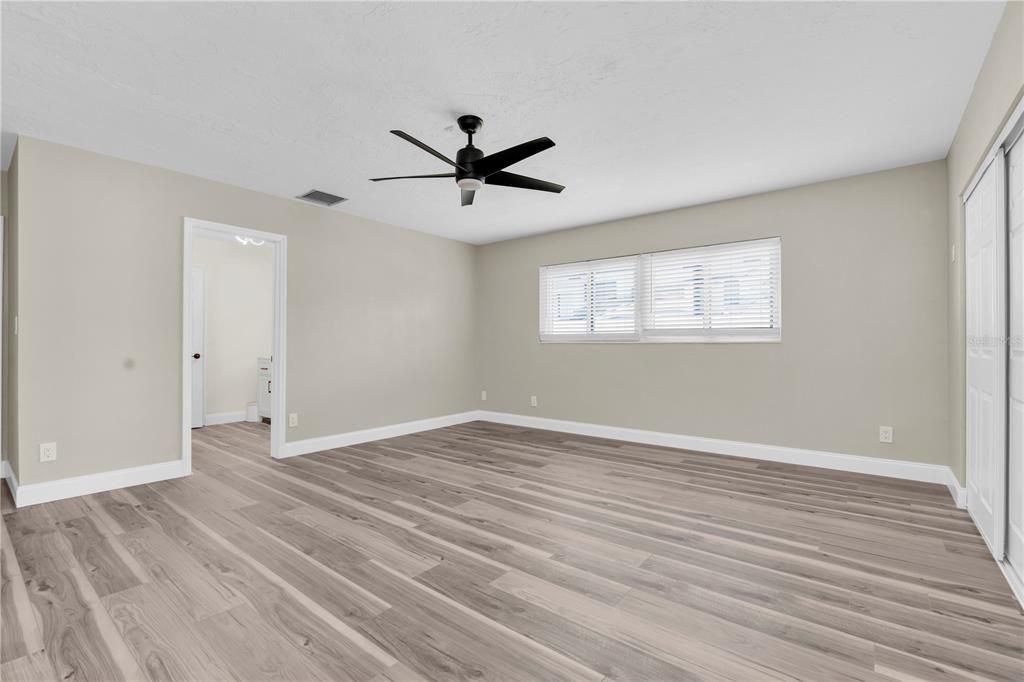 For Rent: $3,800 (4 beds, 2 baths, 2263 Square Feet)