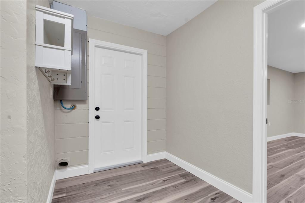 For Rent: $3,800 (4 beds, 2 baths, 2263 Square Feet)