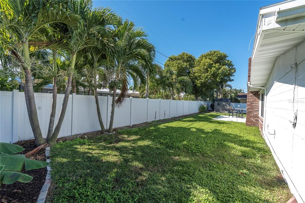 For Rent: $3,800 (4 beds, 2 baths, 2263 Square Feet)