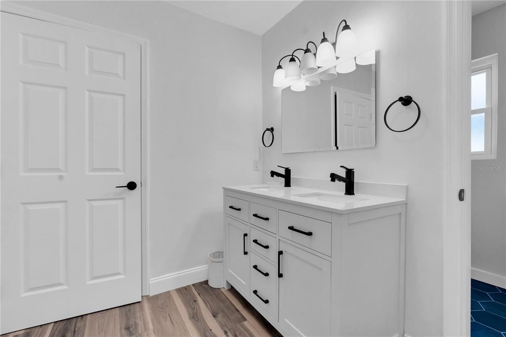 For Rent: $3,800 (4 beds, 2 baths, 2263 Square Feet)