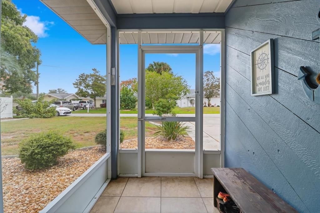 待售: $600,000 (3 贝兹, 2 浴室, 1664 平方英尺)