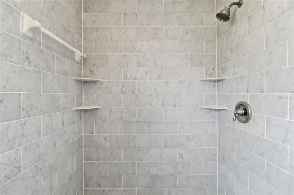 待售: $600,000 (3 贝兹, 2 浴室, 1664 平方英尺)