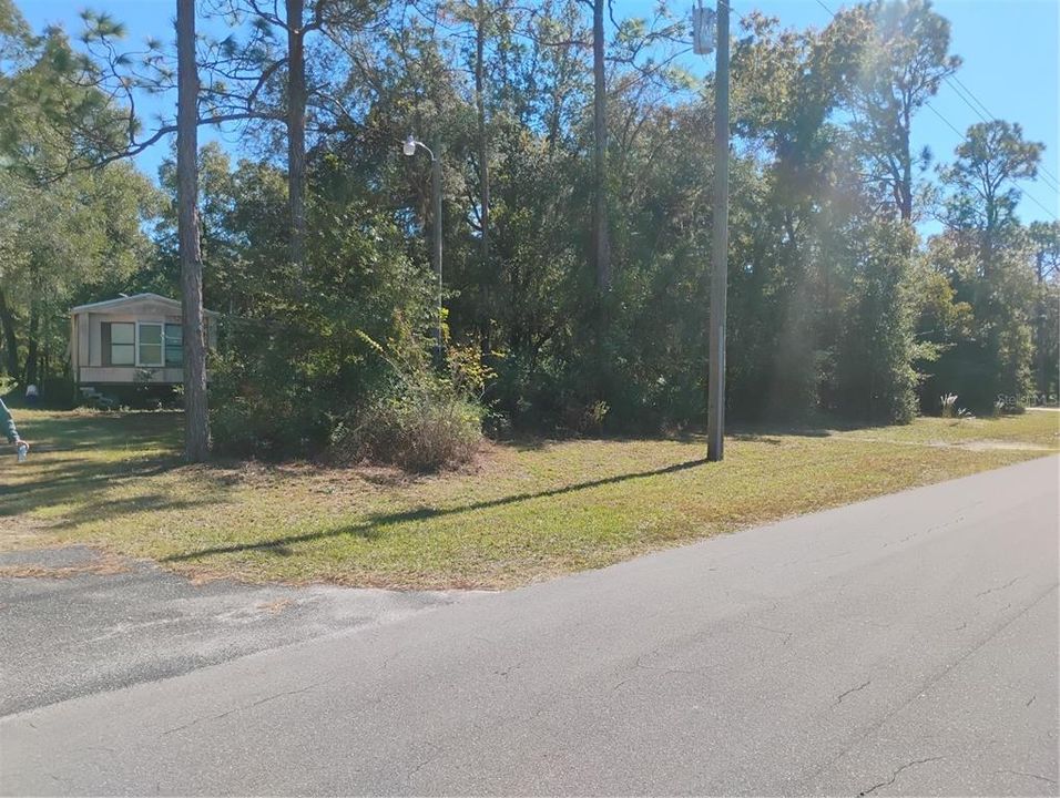 待售: $94,400 (2 贝兹, 2 浴室, 876 平方英尺)