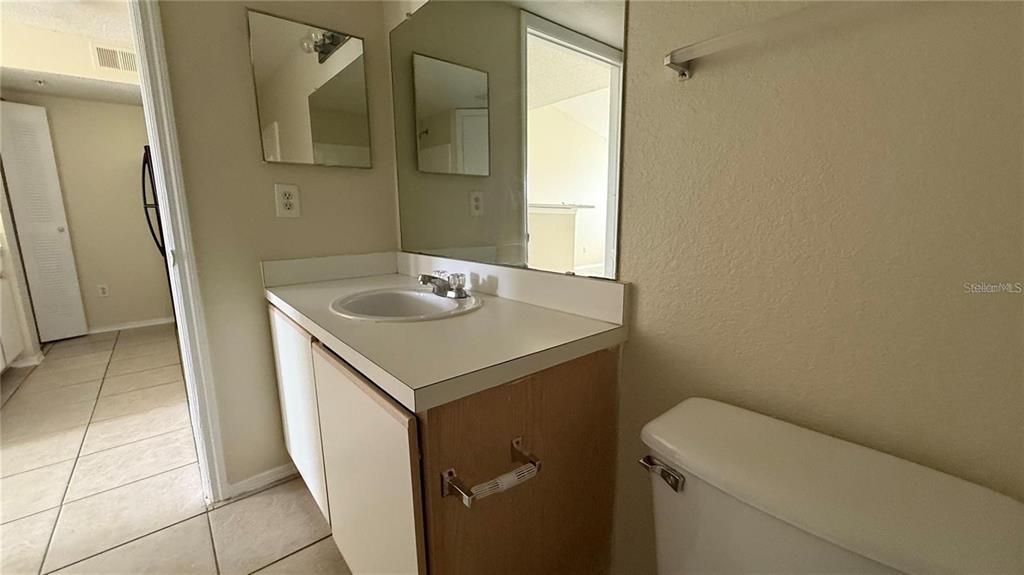 For Sale: $174,900 (2 beds, 2 baths, 1026 Square Feet)