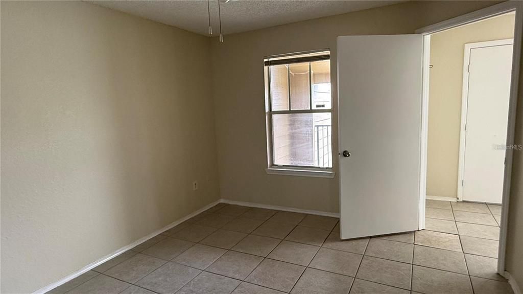 For Sale: $174,900 (2 beds, 2 baths, 1026 Square Feet)