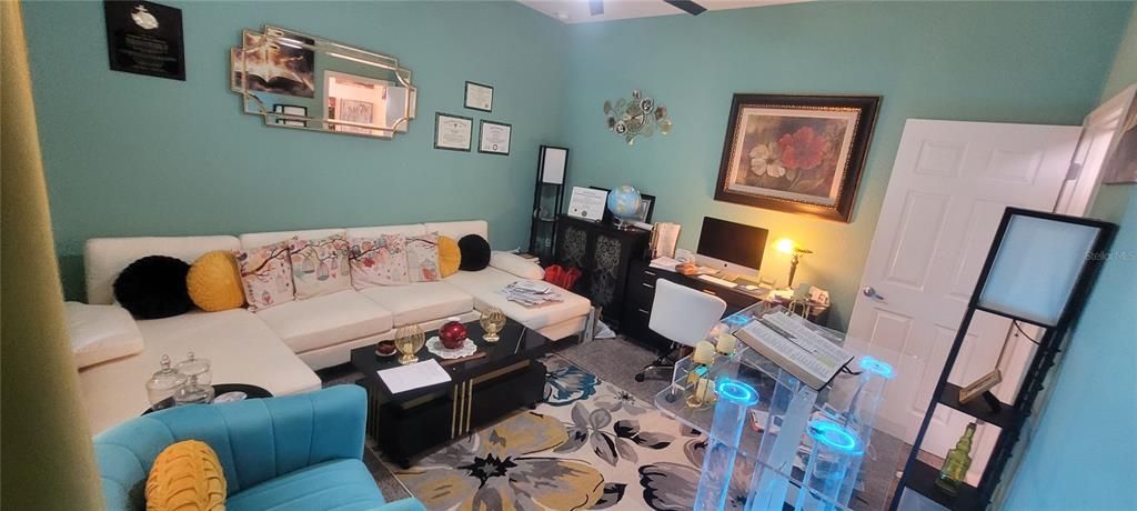 待售: $415,000 (4 贝兹, 3 浴室, 2471 平方英尺)