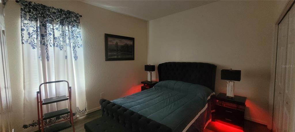 待售: $415,000 (4 贝兹, 3 浴室, 2471 平方英尺)