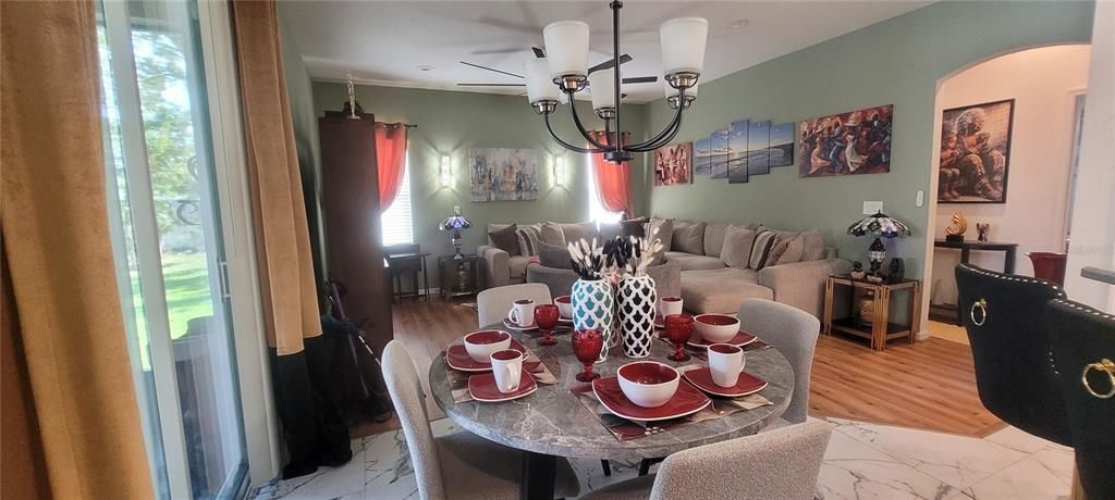 待售: $415,000 (4 贝兹, 3 浴室, 2471 平方英尺)