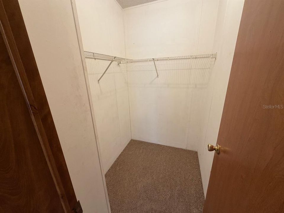 На продажу: $189,900 (3 спален, 2 ванн, 1389 Квадратных фут)