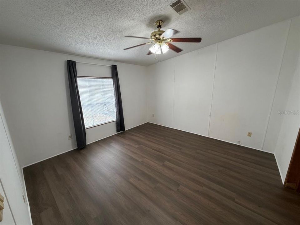 На продажу: $189,900 (3 спален, 2 ванн, 1389 Квадратных фут)