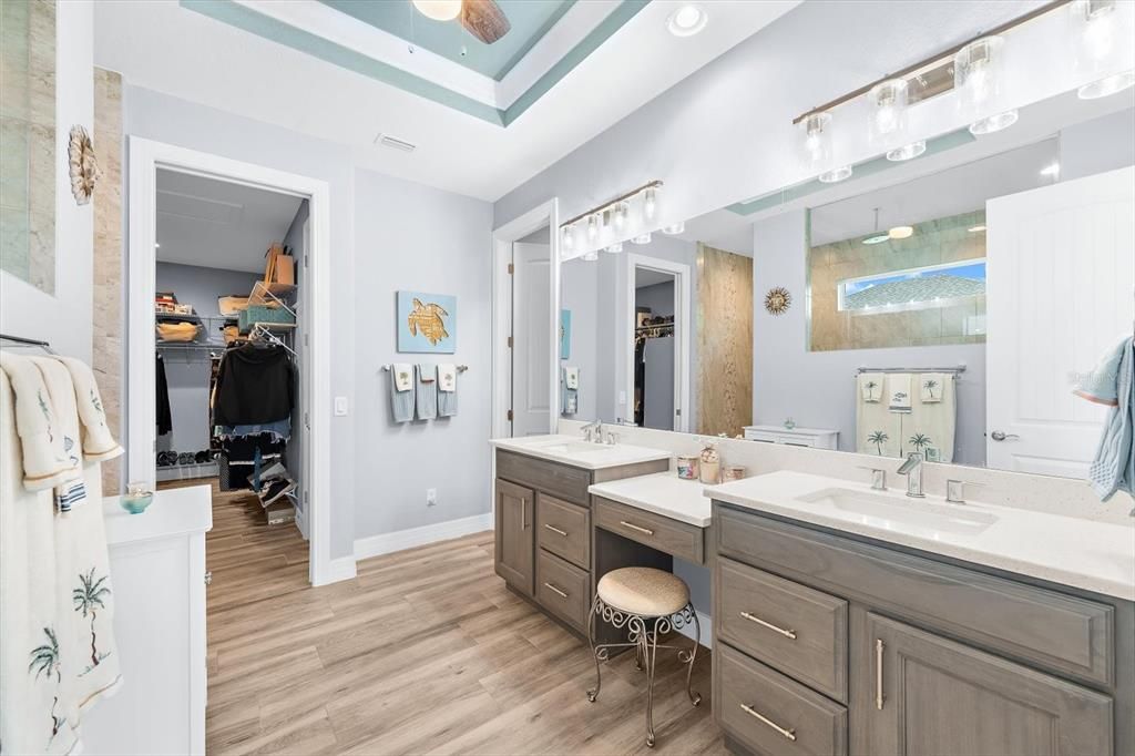 En Venta: $924,900 (3 camas, 3 baños, 2253 Pies cuadrados)