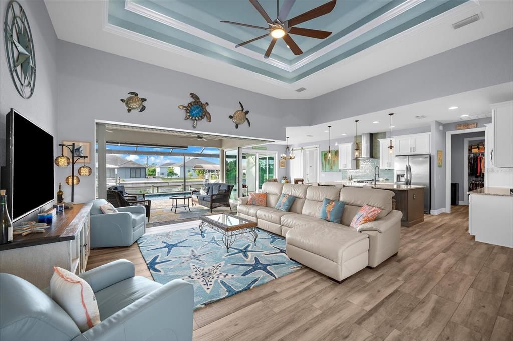 En Venta: $924,900 (3 camas, 3 baños, 2253 Pies cuadrados)