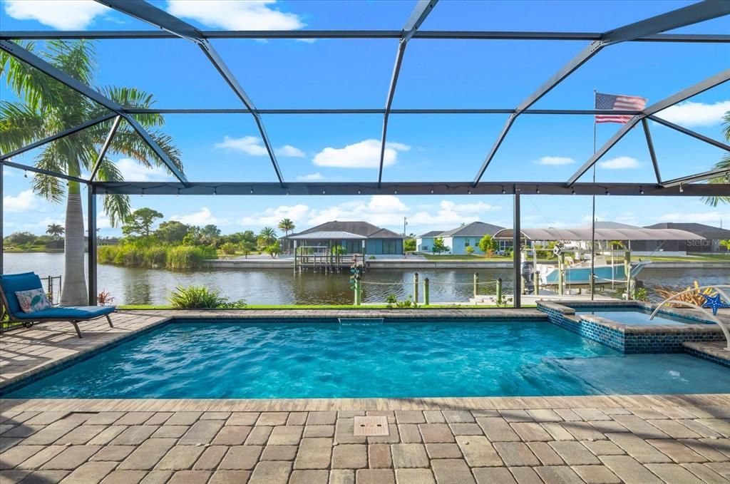 En Venta: $924,900 (3 camas, 3 baños, 2253 Pies cuadrados)