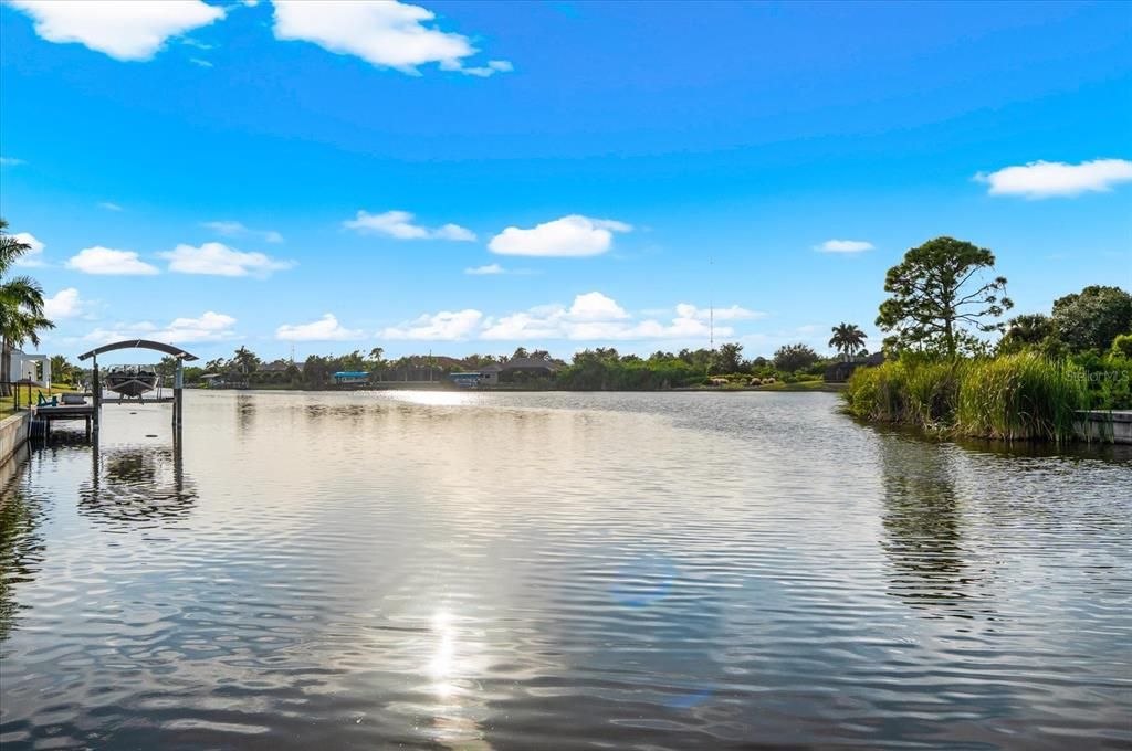 En Venta: $924,900 (3 camas, 3 baños, 2253 Pies cuadrados)