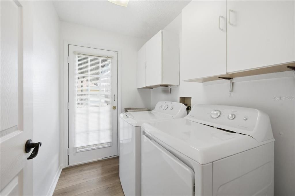 En Venta: $550,000 (4 camas, 2 baños, 2136 Pies cuadrados)