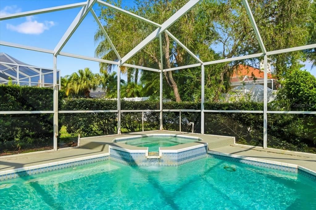 En Venta: $550,000 (4 camas, 2 baños, 2136 Pies cuadrados)