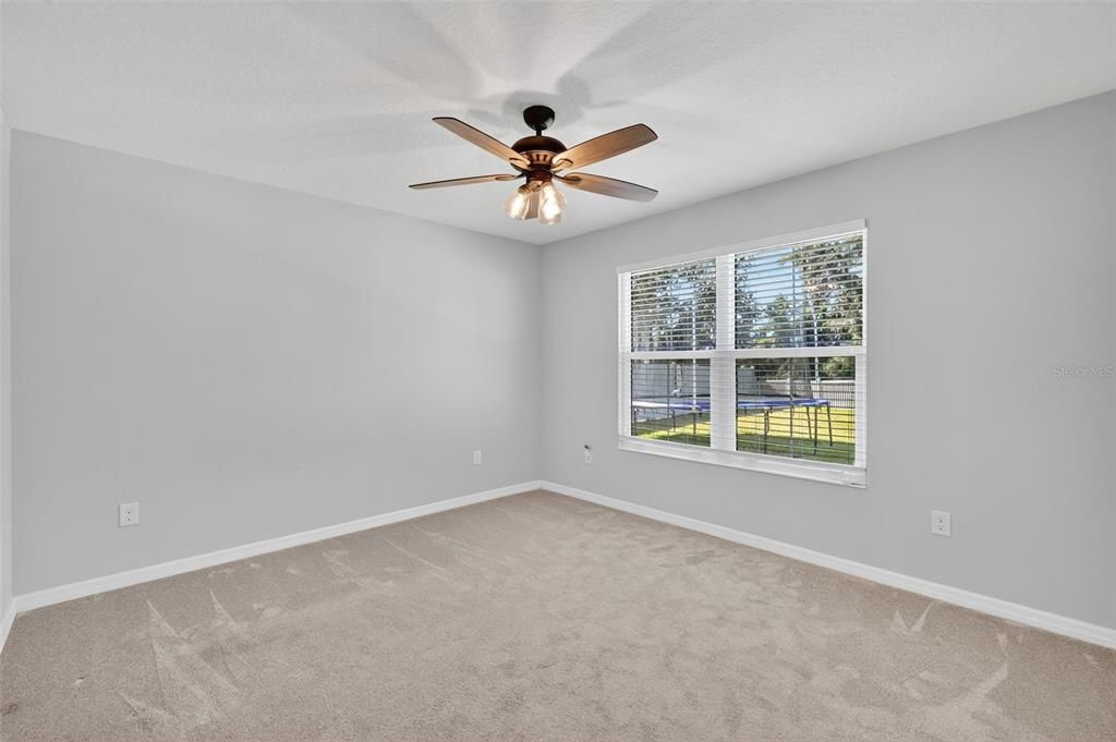 待售: $599,000 (4 贝兹, 3 浴室, 2156 平方英尺)