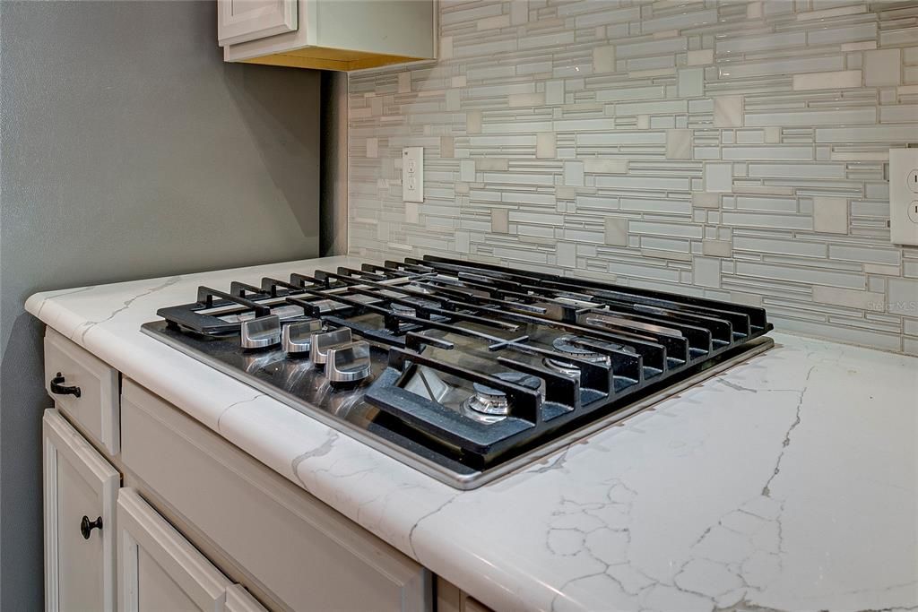 Active With Contract: $809,000 (4 beds, 3 baths, 2683 Square Feet)