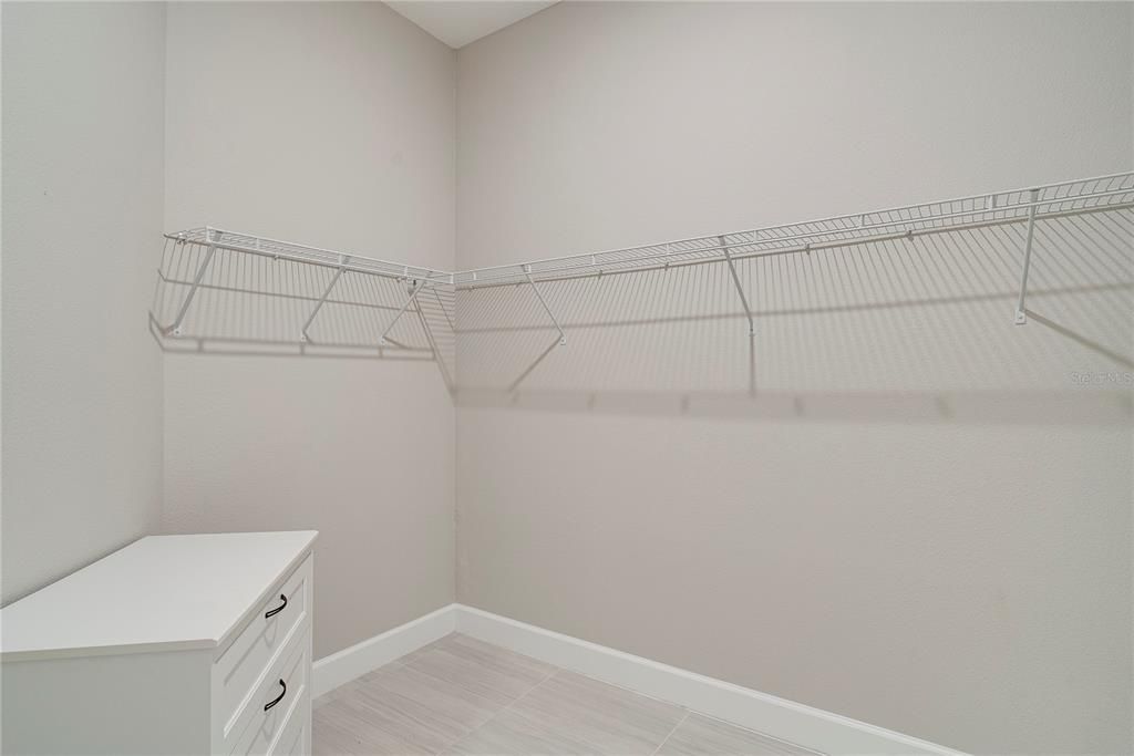 Active With Contract: $809,000 (4 beds, 3 baths, 2683 Square Feet)