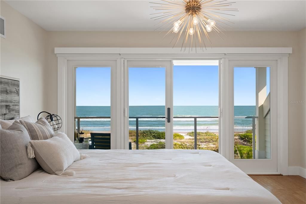 待售: $2,250,000 (5 贝兹, 3 浴室, 2601 平方英尺)